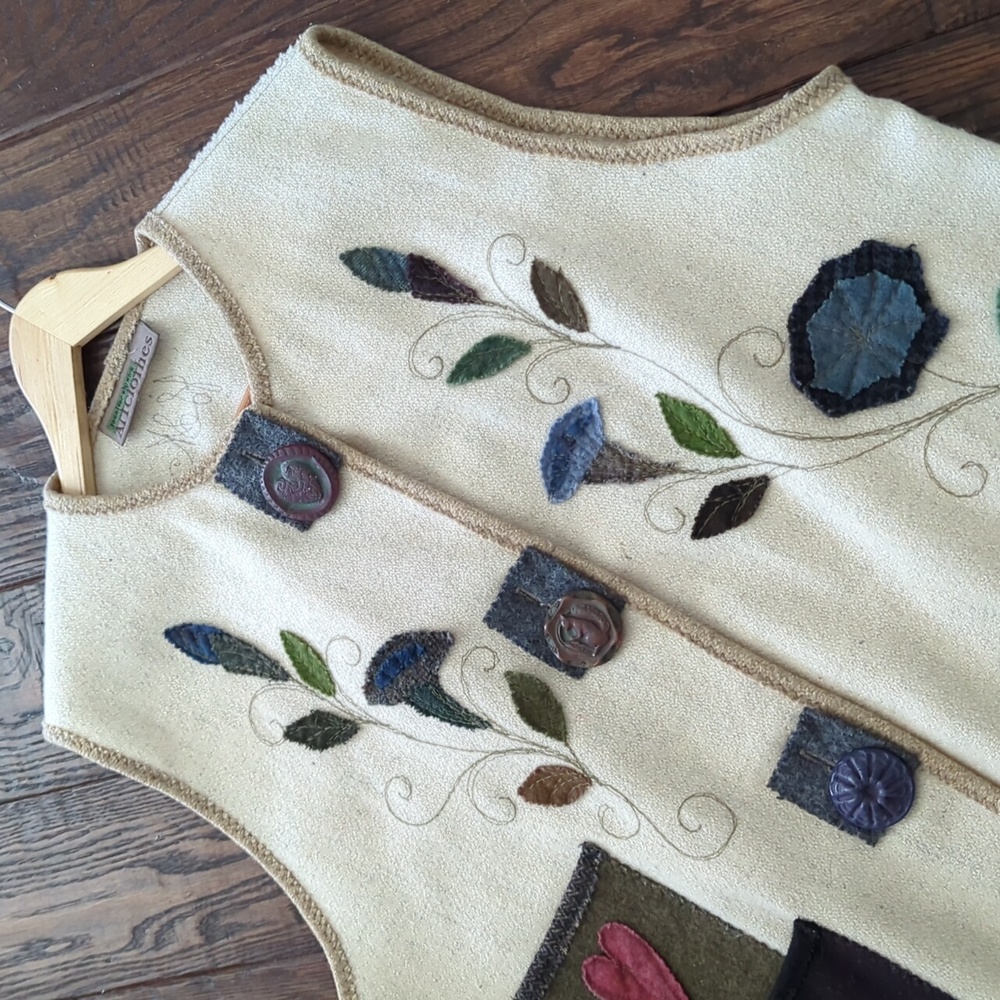ARTCLOTHES I Artsy Floral Embellished & Embroidered Boiled Wool Long Vest, M/L
